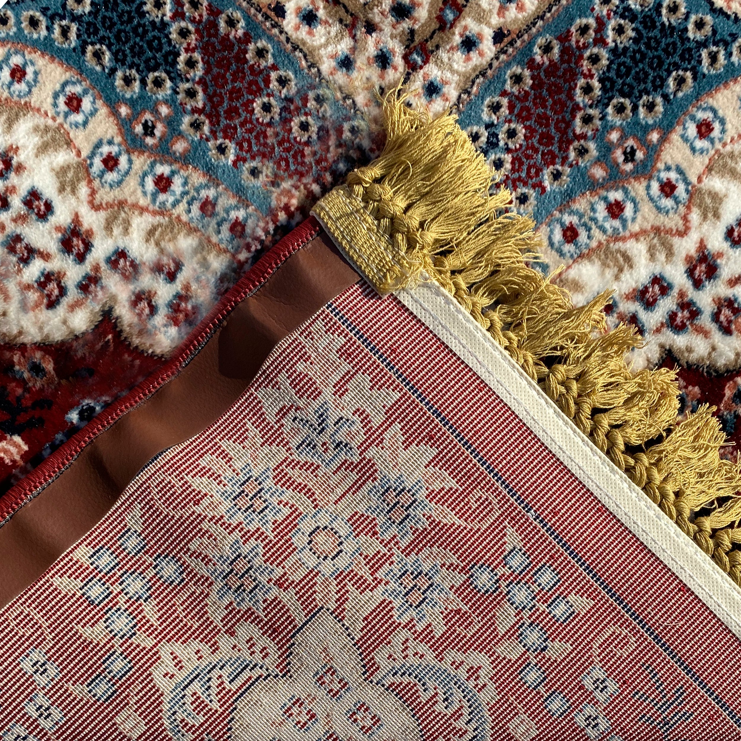 Traditional Burgundy Kashan Area Rug